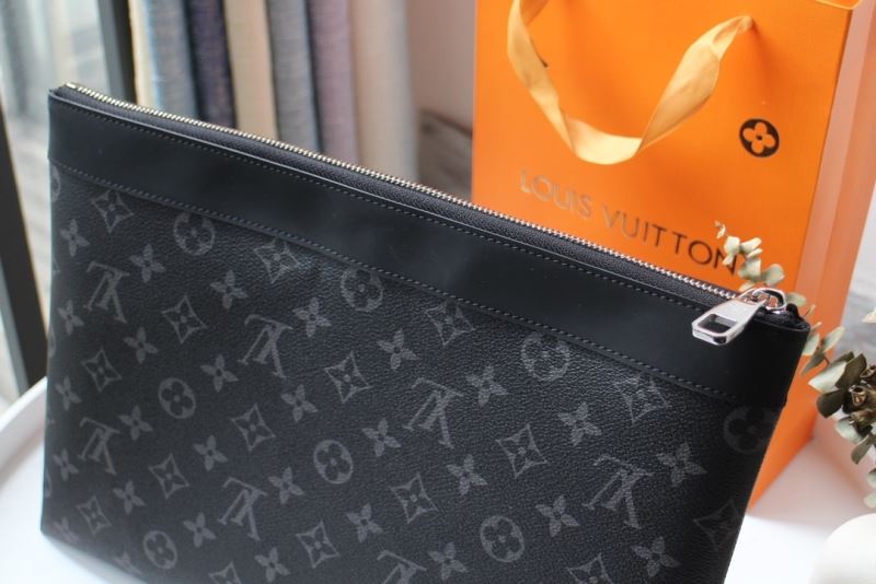 Louis Vuitton Clutch Bags